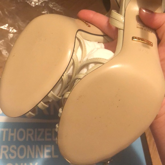 Brand new Gucci Vernice crystal shoes - Picture 7 of 11